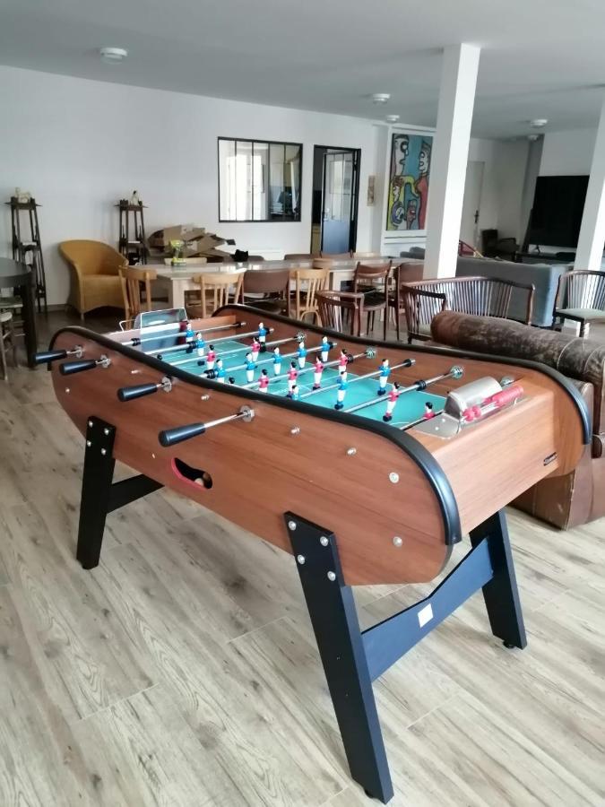 Logement Entier Spacieux Et Confortable A 1 H De Paris Courtenay  Exteriör bild